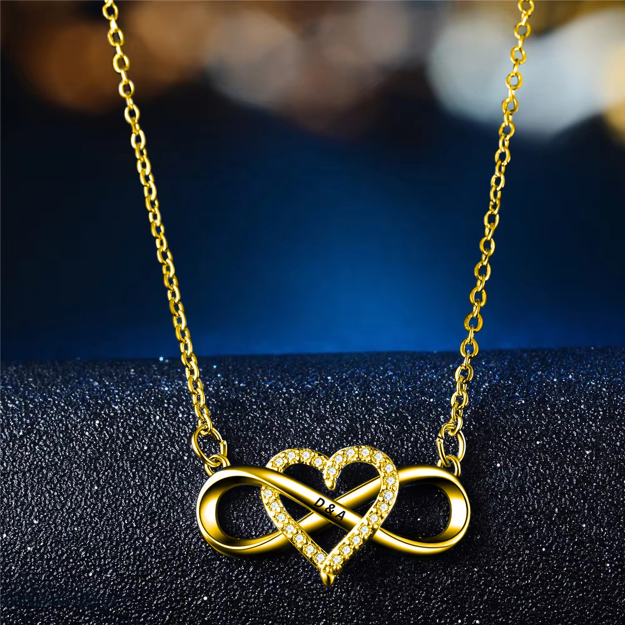 Amor eterno: collar personalizado con corazón infinito y caja de regalo con luz LED