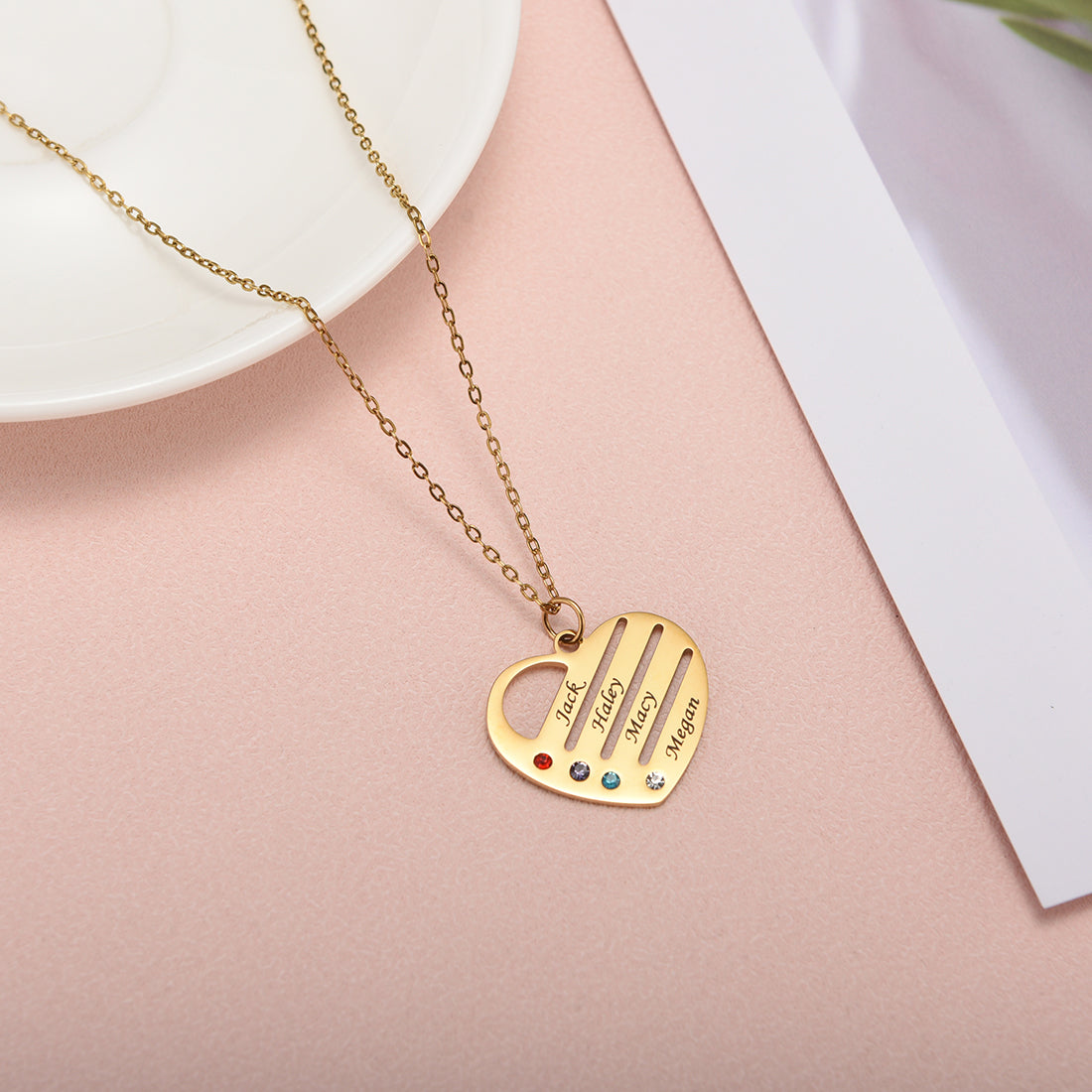 "Corazón de la familia": collar personalizado con nombre y piedra de nacimiento en caja de caoba con luces LED