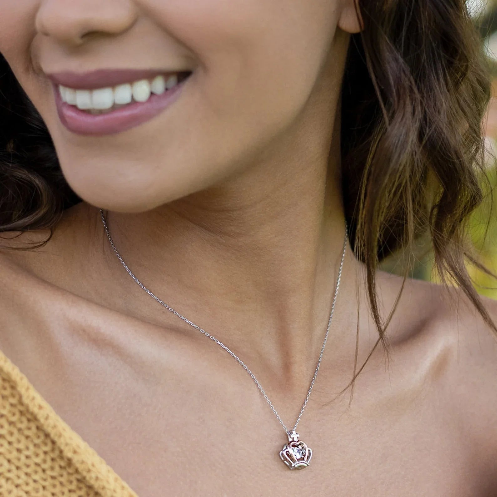 Straighten Your Crown Necklace