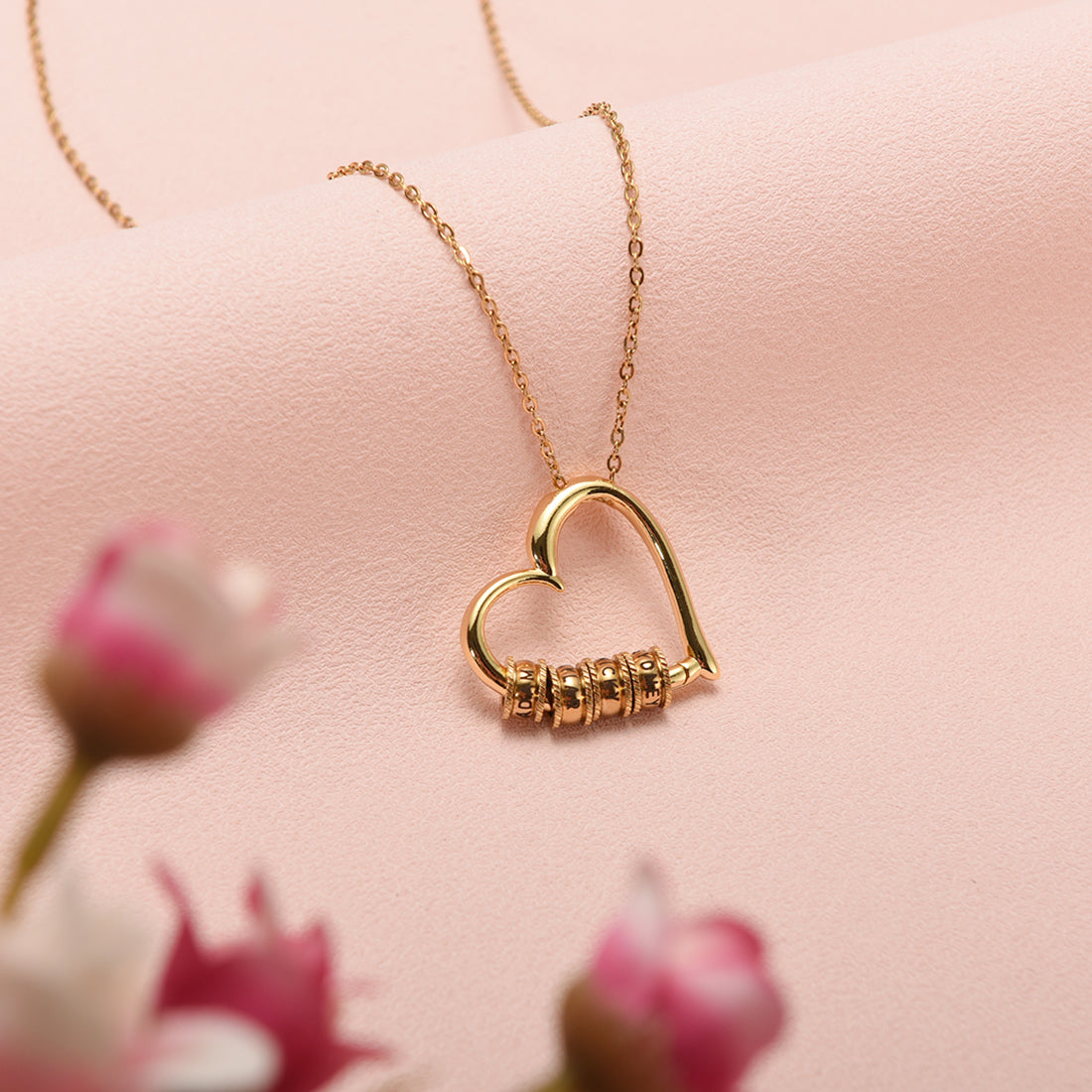 Collar Corazón de nuestra familia con nombres grabados y caja Forever Rose