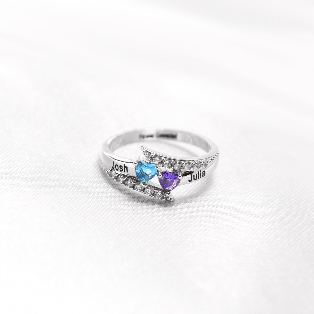 Anillo de pareja con piedra de nacimiento personalizada 
