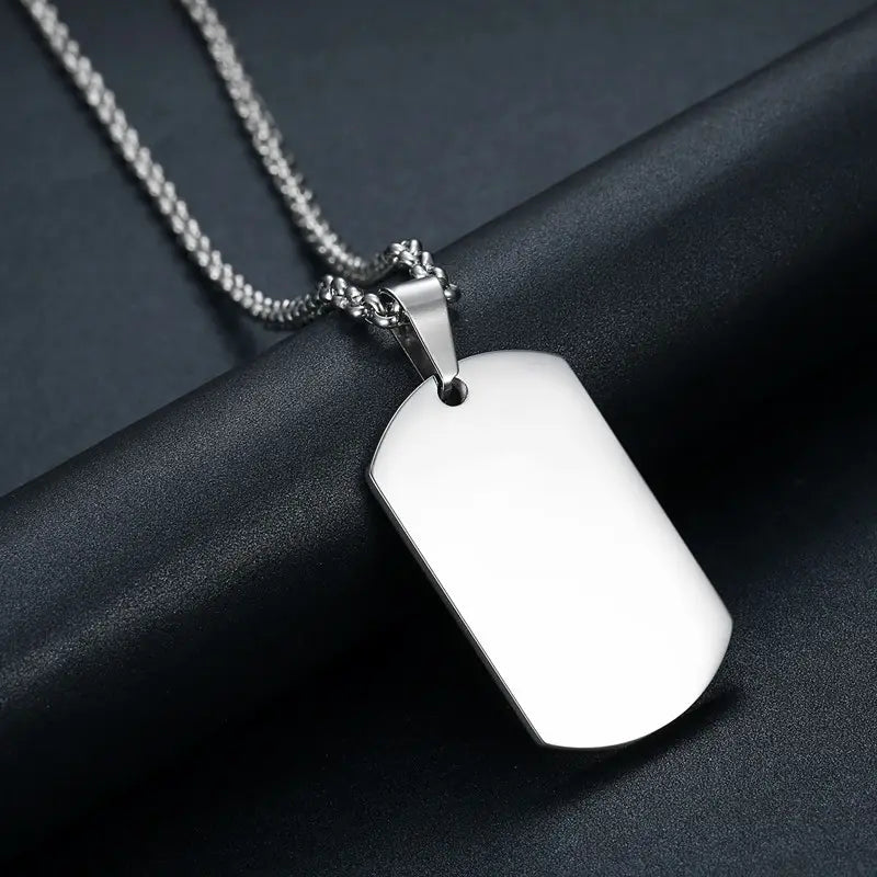 Collar clásico con placa de identificación para perro