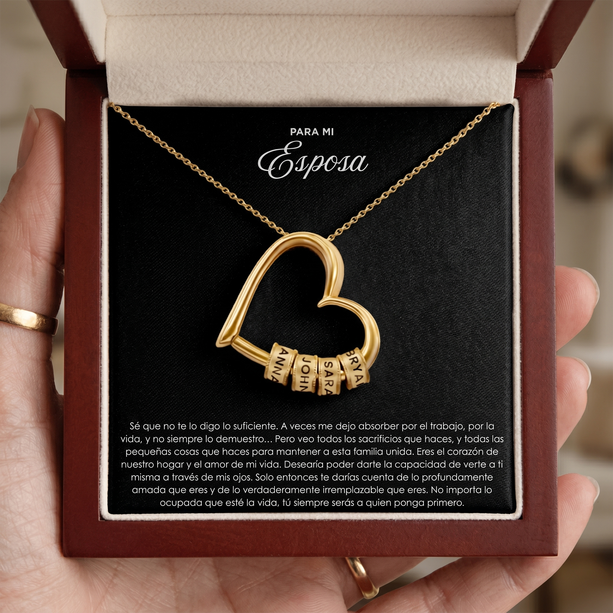 El Corazón de Nuestra Familia - Collar de Cuentas Personalizado